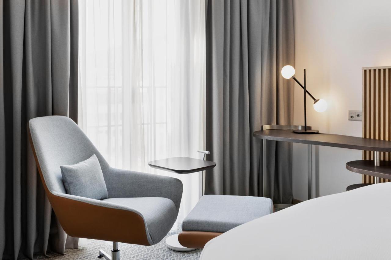 Courtyard By Marriott Hotel 4*