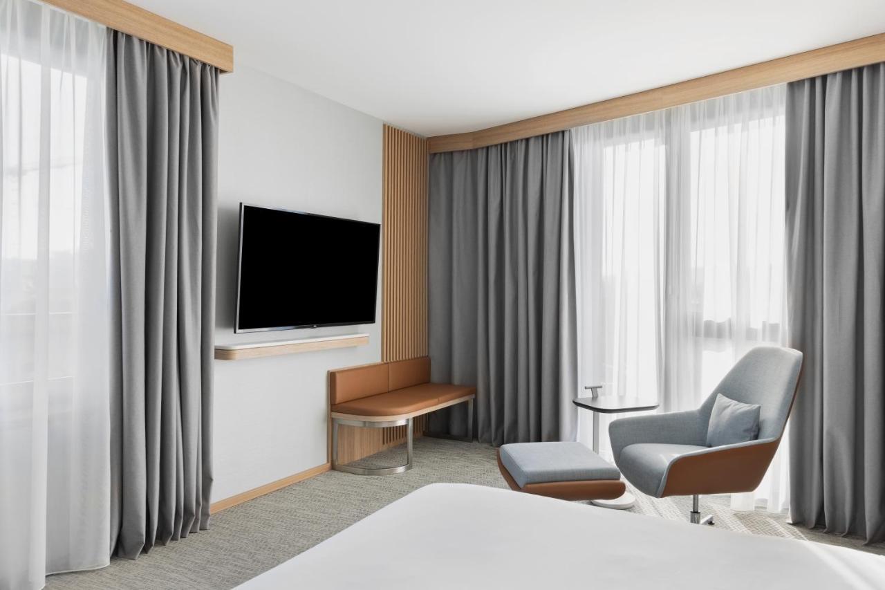 Courtyard By Marriott 4*