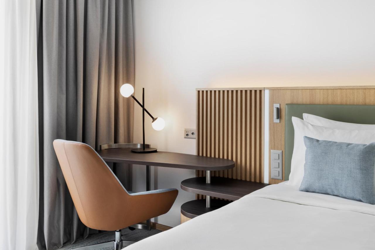 Courtyard By Marriott Hotel 4*